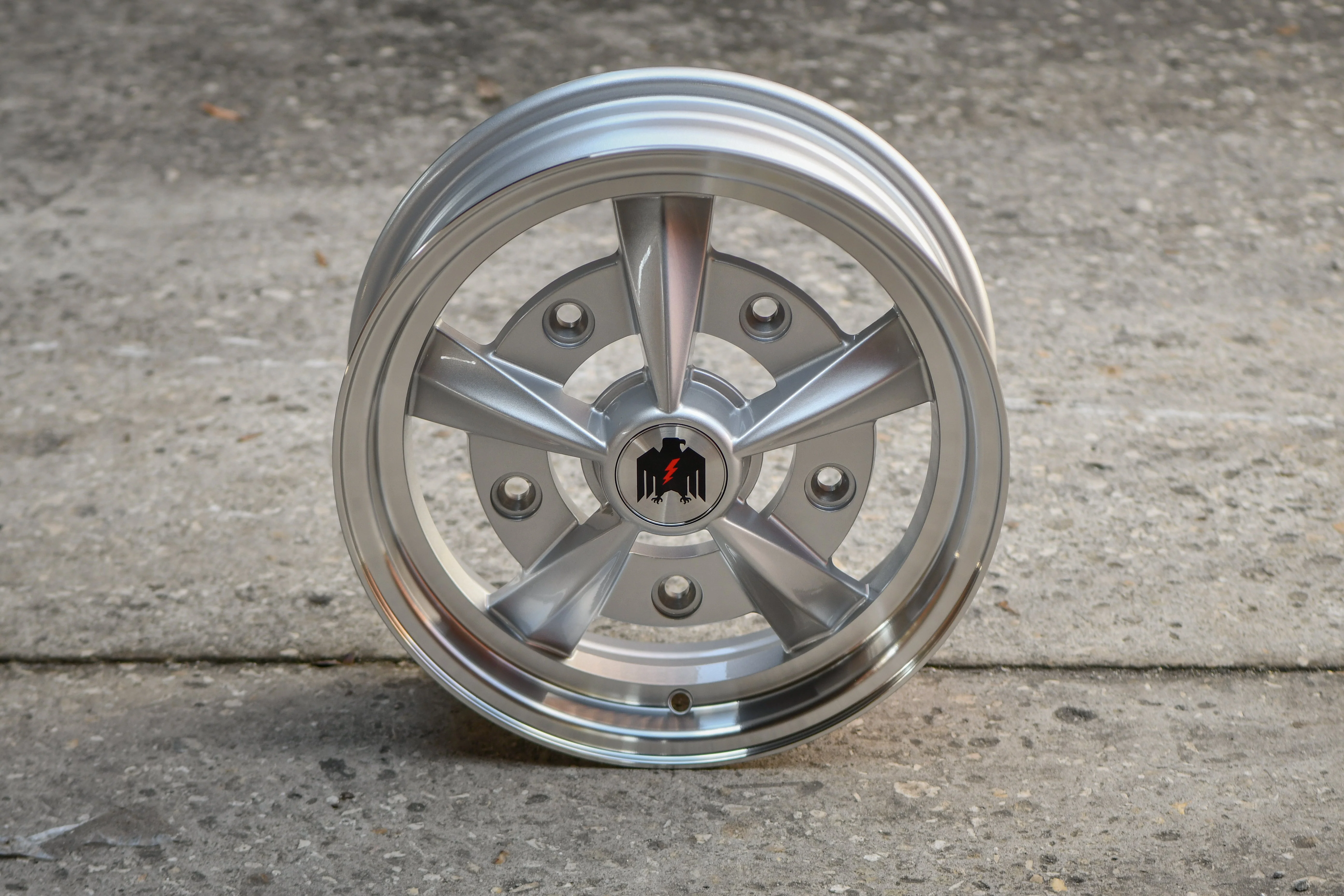 Hans | Gloss Silver Machined Lip - Image 2