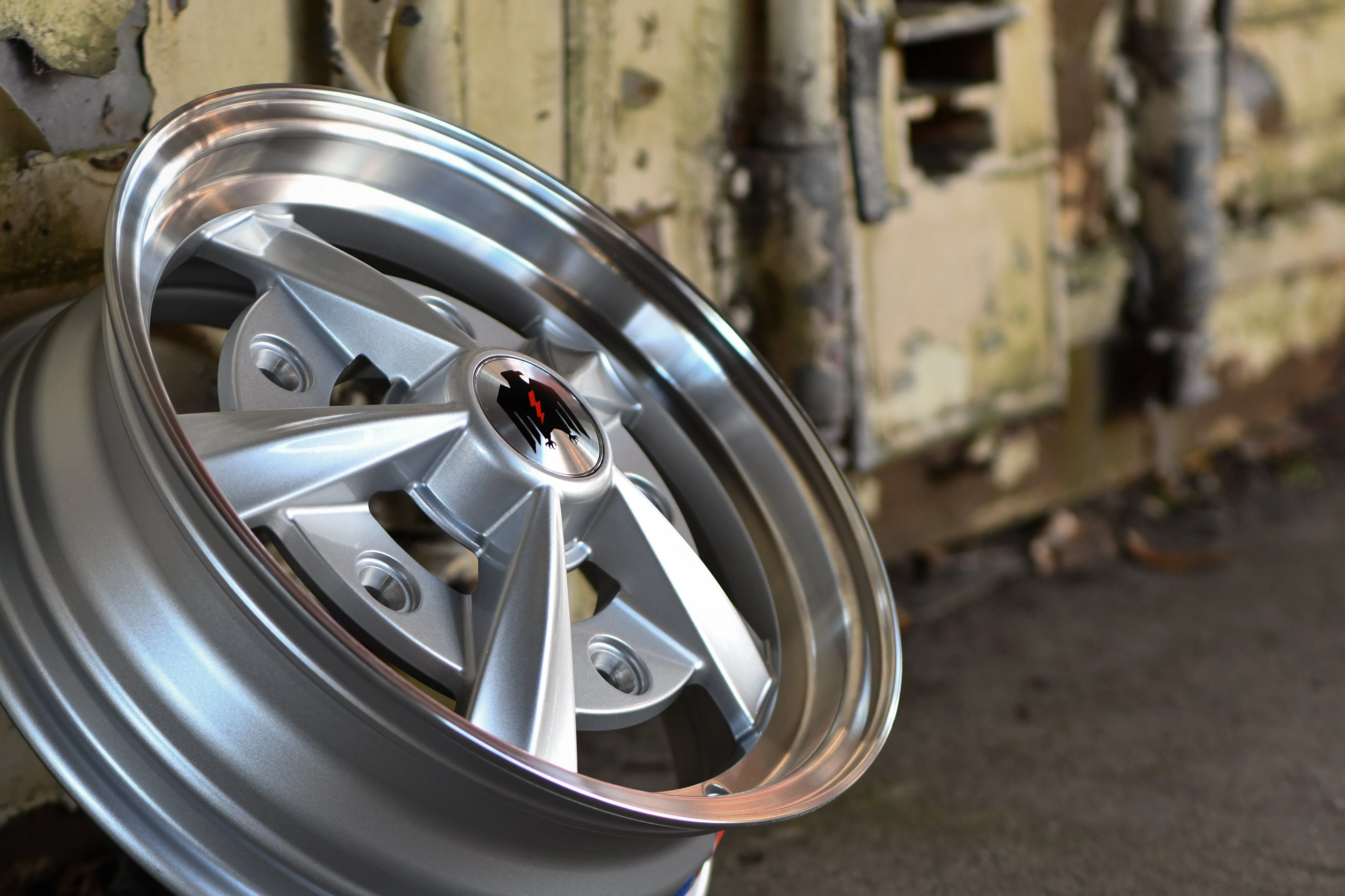 Hans | Gloss Silver Machined Lip - Image 5