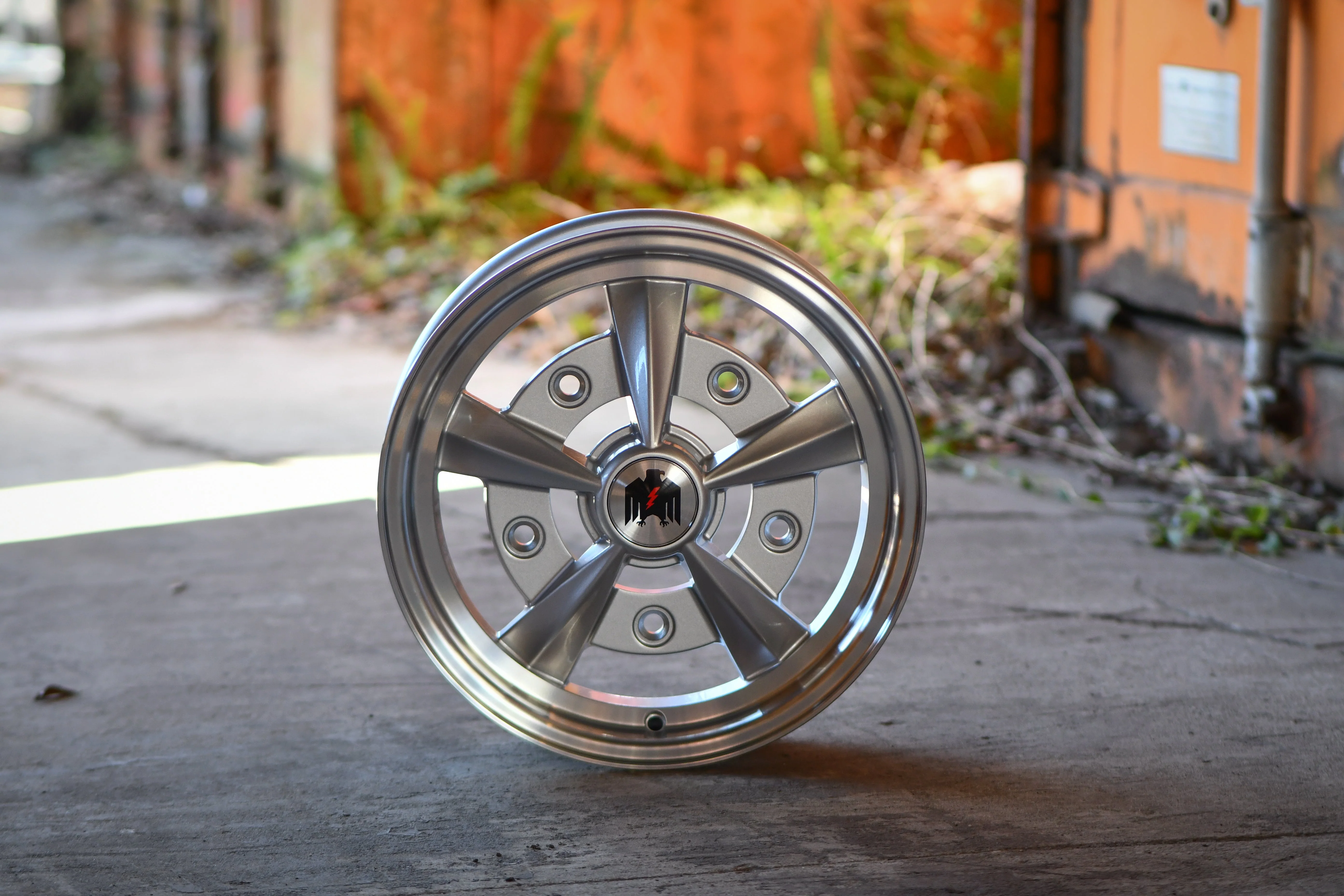 Hans | Gloss Silver Machined Lip - Image 7